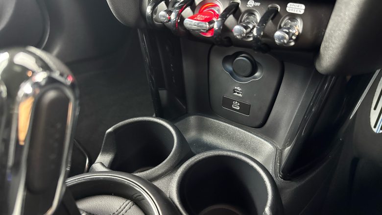 MINI Hatchback 1.5 Cooper Sport 5dr Petrol Hatchback